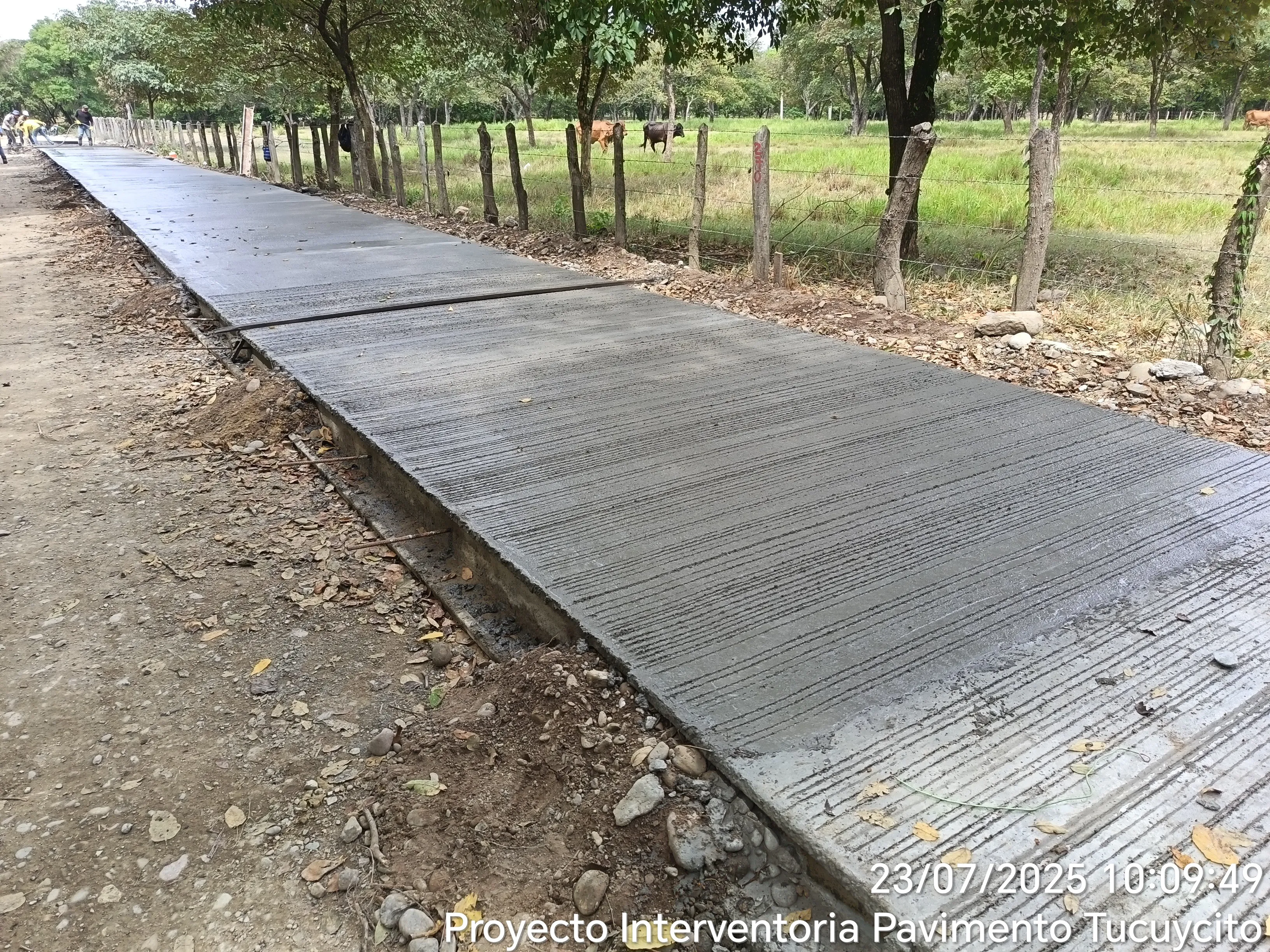 Mejoramiento de las vías rurales de la vereda tucuycito la loma en el municipio de becerril, departamento del cesar.
