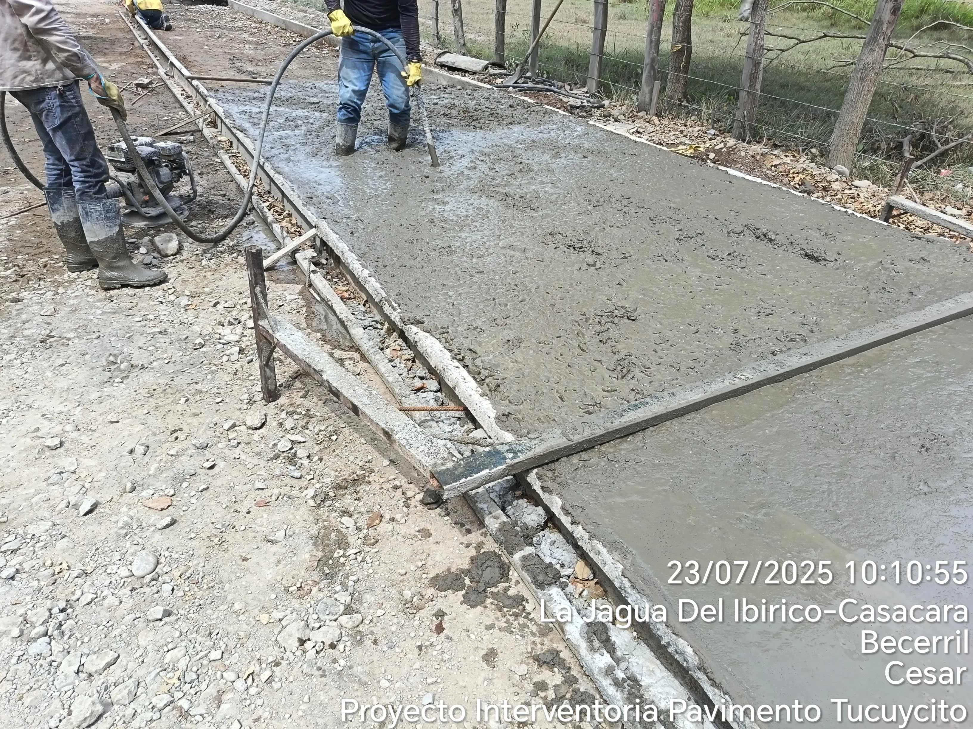 Mejoramiento de las vías rurales de la vereda tucuycito la loma en el municipio de becerril, departamento del cesar.